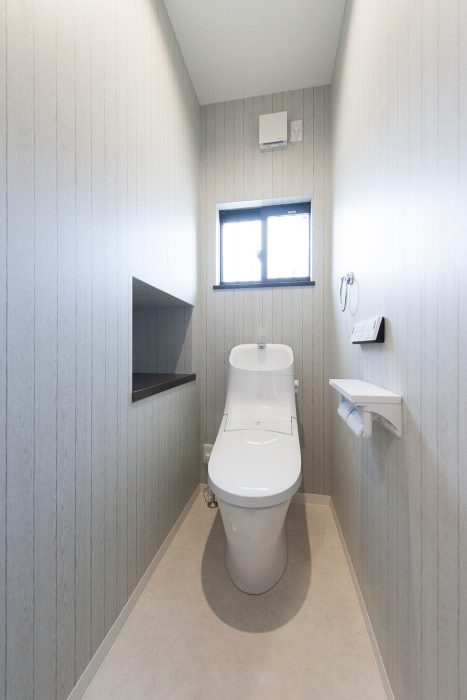 優しい雰囲気のトイレ｜京都・滋賀の注文住宅 天然木の家