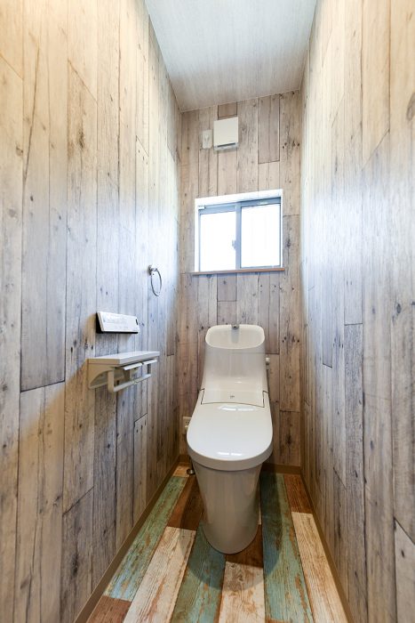 1階トイレ｜京都・滋賀の注文住宅 天然木の家