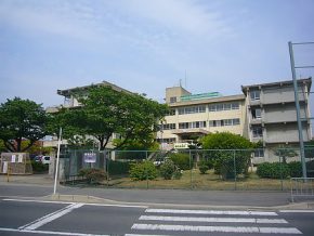 市立槇島中学校｜京都・滋賀の注文住宅 天然木の家
