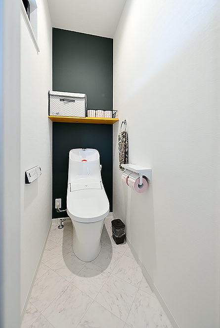 2階のトイレ｜京都・滋賀の注文住宅 天然木の家
