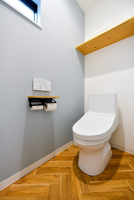 トイレ｜京都・滋賀の注文住宅 天然木の家