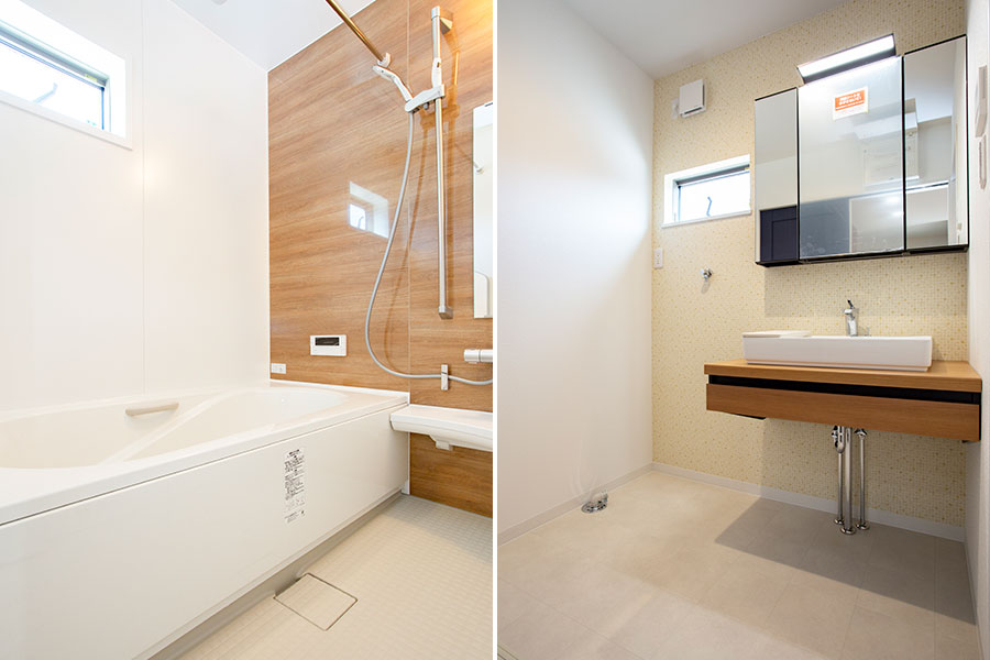 木目調の落ち着いた浴室とフロートタイプのスタイリッシュな洗面台｜京都・滋賀の注文住宅 天然木の家
