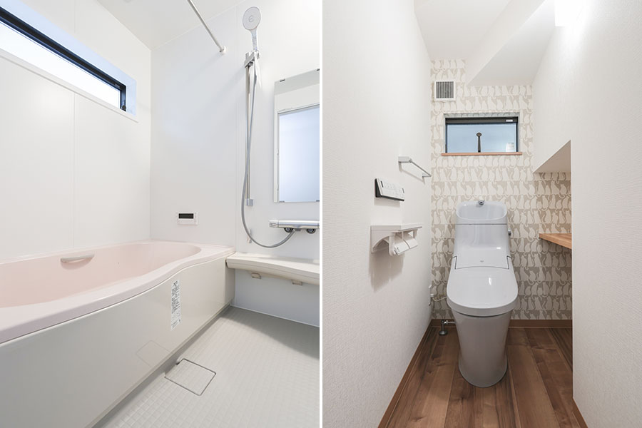 猫柄の壁紙がかわいいトイレとシンプルで明るい浴室｜京都・大阪・滋賀の注文住宅 天然木の家