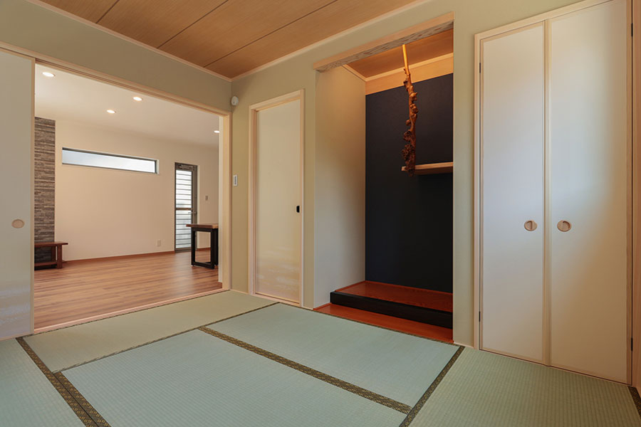 和室には以前の家の木材を利用したこだわりのオブジェ｜京都・大阪・滋賀の注文住宅 天然木の家